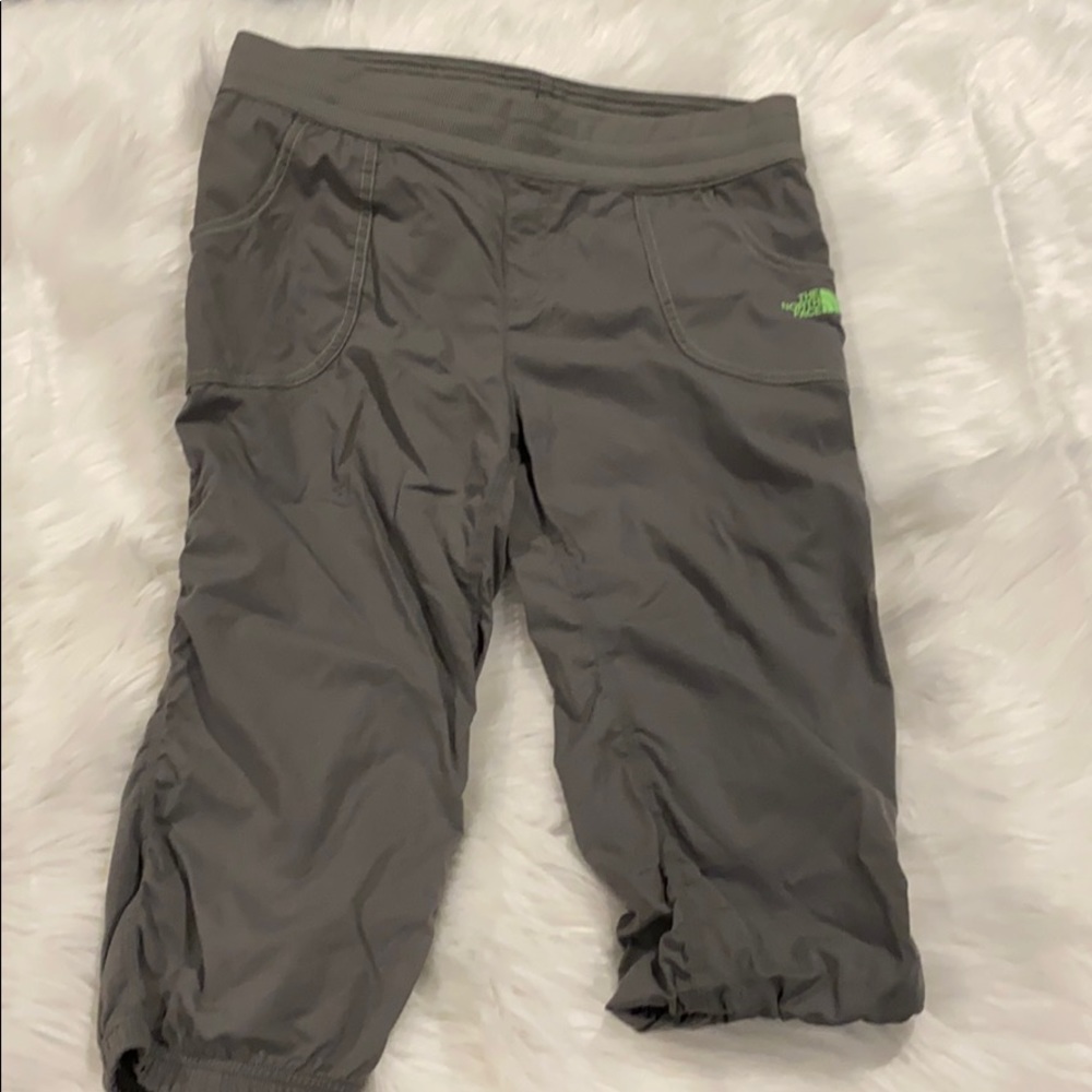 Girls north face capris